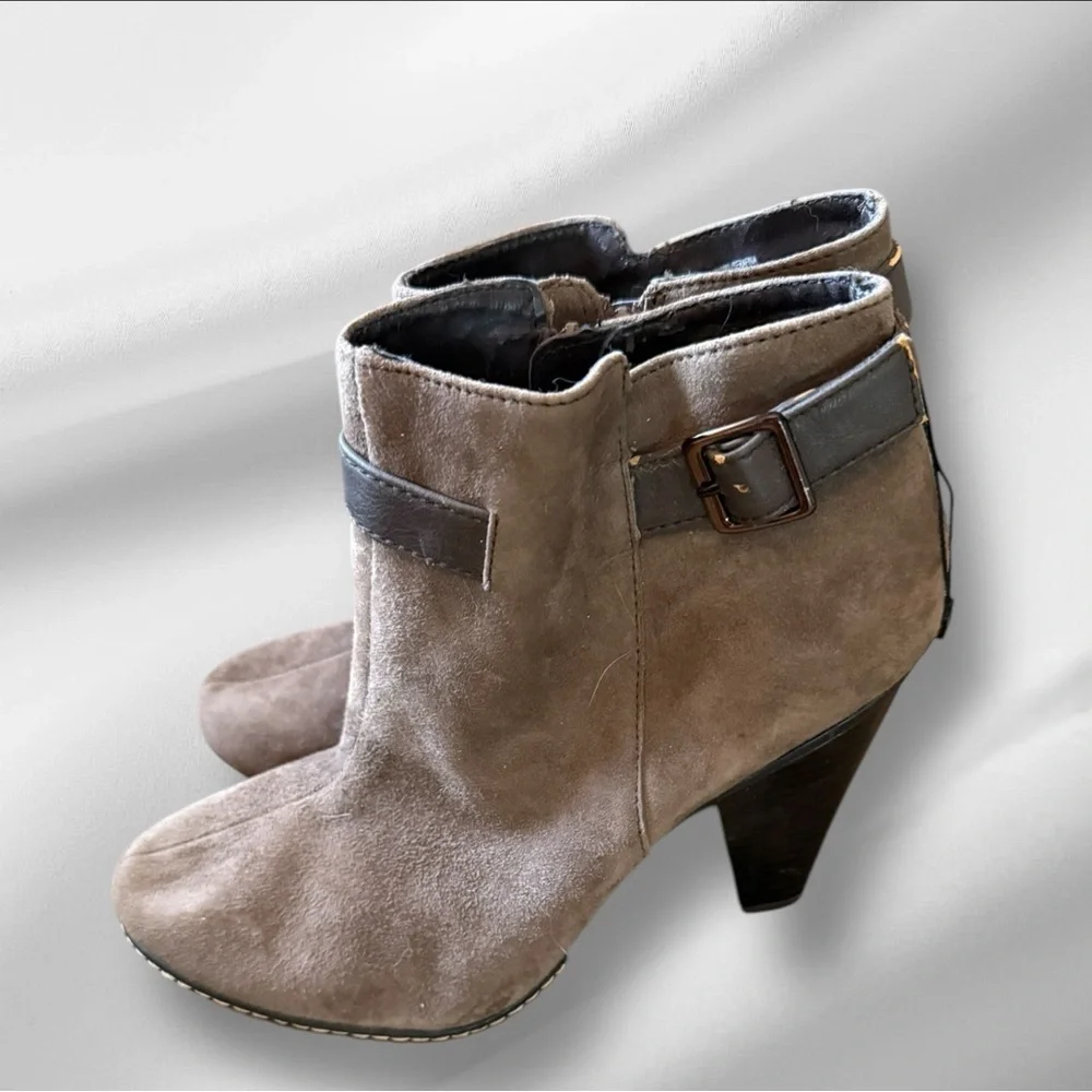 Euro Soft by Sofft Suede Heeled Booties as is‎